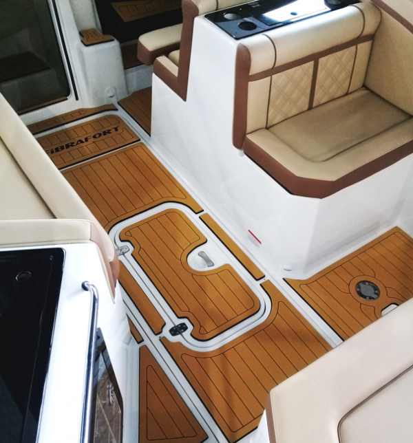 Focker 255 CTG - Piso Náutico Jett Deck